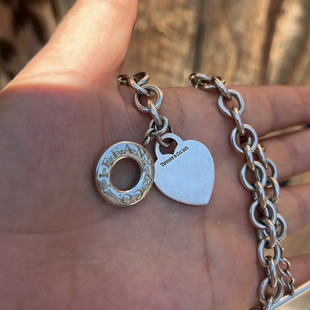 Tiffany & Co. Sterling Silver Heart Tag Toggle Chain Link Necklace. 💙 - Picture 14 of 17